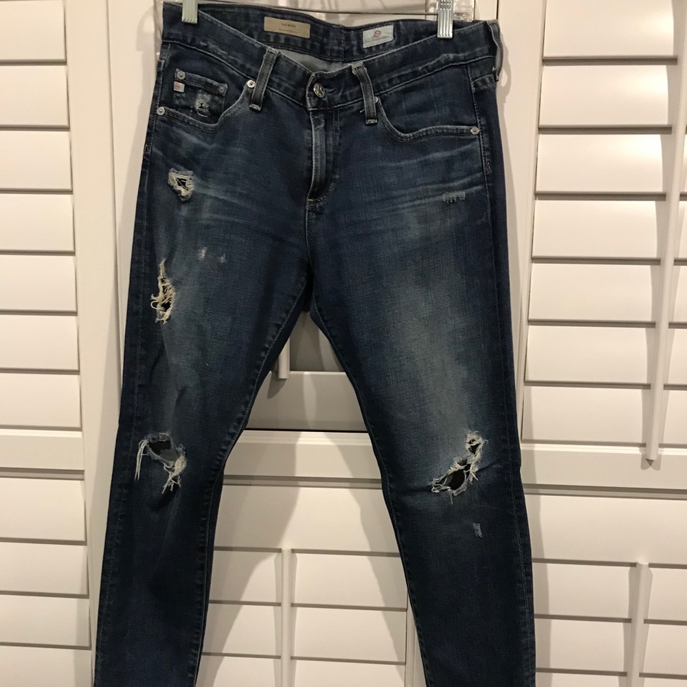 AG “The Nikki” Relaxed Skinny jeans